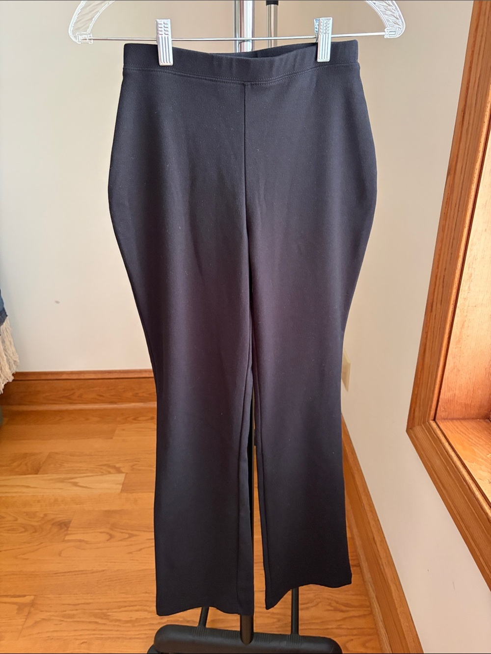 Express Black Pull-On Stretch Pants